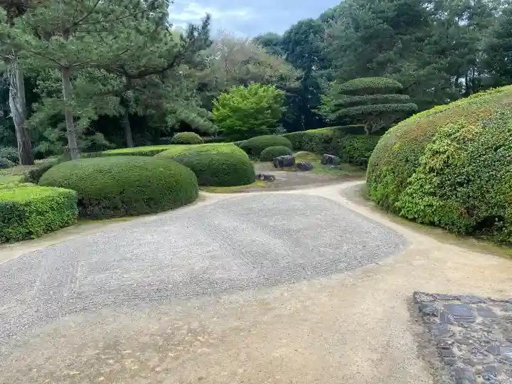 慈光院の{uncategorized: "未分類", other: "その他", undefined: "問題あり", building: "その他建物", grave: "お墓", sacred_gate: "鳥居", guardian: "狛犬", statue: "像", buddha: "仏像", history: "歴史", nature: "自然", garden: "庭園", animal: "動物", pagoda: "塔", temizu: "手水舎", mountain_gate: "山門・神門", sanctuary: "本殿・本堂", subordinate: "末社・摂社", art: "芸術", scenery: "景色", jizo: "地蔵", ema: "絵馬", goshuin: "御朱印", omikuji: "おみくじ", items: "授与品その他", amulet: "お守り", goshuincho: "御朱印帳", eats: "食事", festival: "お祭り", votive_dance: "神楽", shichigosan: "七五三参", wedding: "結婚式", experience: "体験その他", initially: "初詣", around: "周辺", anti_infection: "感染症対策"}
