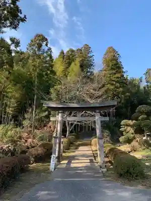 八幡神社の鳥居