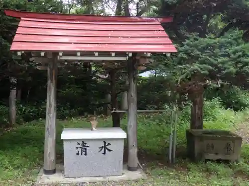 上芭露神社の手水