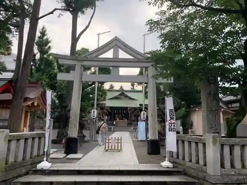 お三の宮日枝神社の鳥居