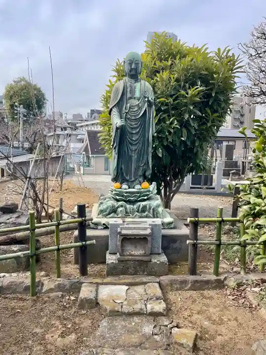 浄運寺の{uncategorized: "未分類", other: "その他", undefined: "問題あり", building: "その他建物", grave: "お墓", sacred_gate: "鳥居", guardian: "狛犬", statue: "像", buddha: "仏像", history: "歴史", nature: "自然", garden: "庭園", animal: "動物", pagoda: "塔", temizu: "手水舎", mountain_gate: "山門・神門", sanctuary: "本殿・本堂", subordinate: "末社・摂社", art: "芸術", scenery: "景色", jizo: "地蔵", ema: "絵馬", goshuin: "御朱印", omikuji: "おみくじ", items: "授与品その他", amulet: "お守り", goshuincho: "御朱印帳", eats: "食事", festival: "お祭り", votive_dance: "神楽", shichigosan: "七五三参", wedding: "結婚式", experience: "体験その他", initially: "初詣", around: "周辺", anti_infection: "感染症対策"}