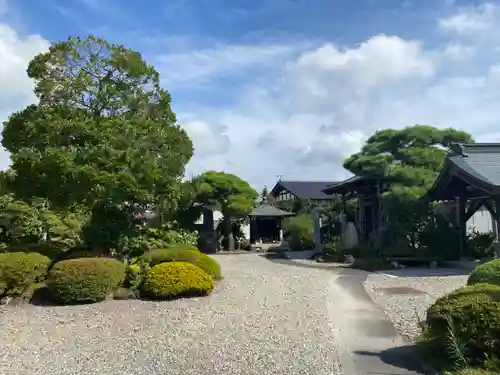 光照寺の庭園