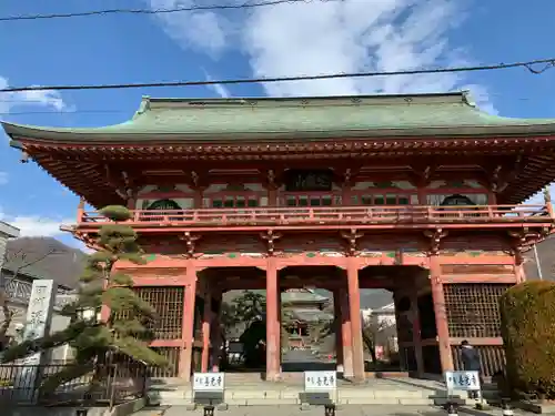 甲斐善光寺の山門