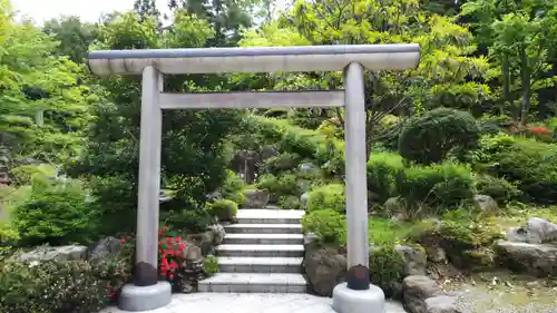 白山比咩神社の鳥居