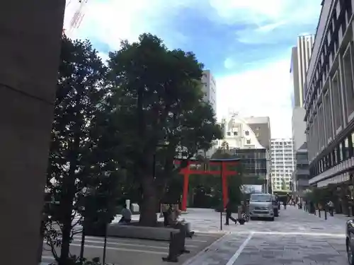 福徳神社（芽吹稲荷）の鳥居