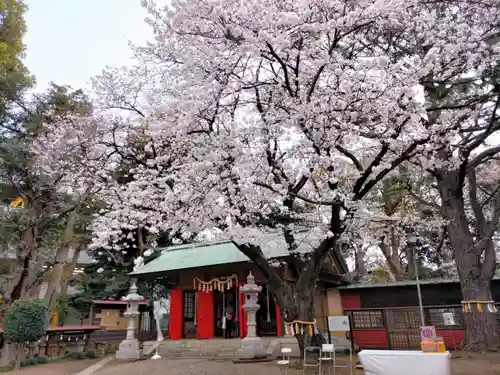 前原御嶽神社の本殿・本堂