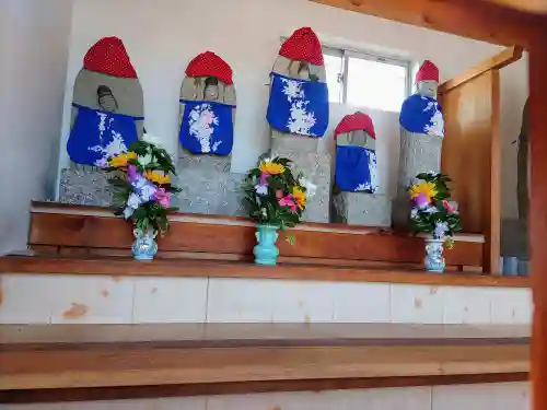 須佐之男社の地蔵