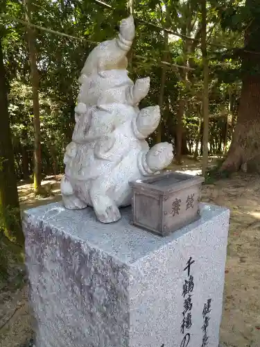 牛窓神社の像