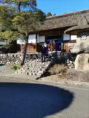 安楽寺の山門・神門