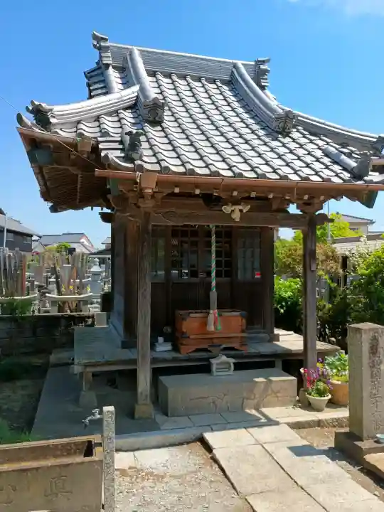 南龍寺の{uncategorized: "未分類", other: "その他", undefined: "問題あり", building: "その他建物", grave: "お墓", sacred_gate: "鳥居", guardian: "狛犬", statue: "像", buddha: "仏像", history: "歴史", nature: "自然", garden: "庭園", animal: "動物", pagoda: "塔", temizu: "手水舎", mountain_gate: "山門・神門", sanctuary: "本殿・本堂", subordinate: "末社・摂社", art: "芸術", scenery: "景色", jizo: "地蔵", ema: "絵馬", goshuin: "御朱印", omikuji: "おみくじ", items: "授与品その他", amulet: "お守り", goshuincho: "御朱印帳", eats: "食事", festival: "お祭り", votive_dance: "神楽", shichigosan: "七五三参", wedding: "結婚式", experience: "体験その他", initially: "初詣", around: "周辺", anti_infection: "感染症対策"}