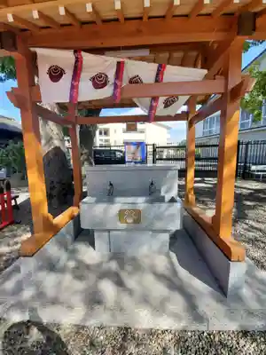 於菊稲荷神社の手水舎