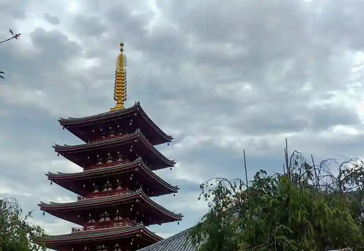 浅草寺の塔