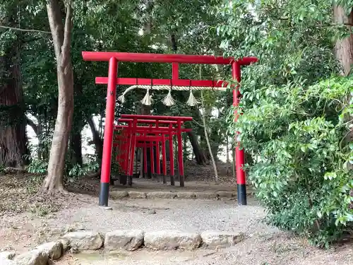 神明神社の末社