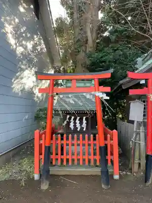 道念稲荷神社の{uncategorized: "未分類", other: "その他", undefined: "問題あり", building: "その他建物", grave: "お墓", sacred_gate: "鳥居", guardian: "狛犬", statue: "像", buddha: "仏像", history: "歴史", nature: "自然", garden: "庭園", animal: "動物", pagoda: "塔", temizu: "手水舎", mountain_gate: "山門・神門", sanctuary: "本殿・本堂", subordinate: "末社・摂社", art: "芸術", scenery: "景色", jizo: "地蔵", ema: "絵馬", goshuin: "御朱印", omikuji: "おみくじ", items: "授与品その他", amulet: "お守り", goshuincho: "御朱印帳", eats: "食事", festival: "お祭り", votive_dance: "神楽", shichigosan: "七五三参", wedding: "結婚式", experience: "体験その他", initially: "初詣", around: "周辺", anti_infection: "感染症対策"}