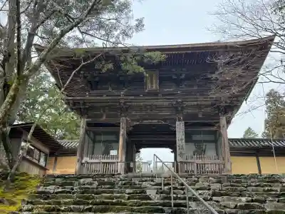 神護寺の{uncategorized: "未分類", other: "その他", undefined: "問題あり", building: "その他建物", grave: "お墓", sacred_gate: "鳥居", guardian: "狛犬", statue: "像", buddha: "仏像", history: "歴史", nature: "自然", garden: "庭園", animal: "動物", pagoda: "塔", temizu: "手水舎", mountain_gate: "山門・神門", sanctuary: "本殿・本堂", subordinate: "末社・摂社", art: "芸術", scenery: "景色", jizo: "地蔵", ema: "絵馬", goshuin: "御朱印", omikuji: "おみくじ", items: "授与品その他", amulet: "お守り", goshuincho: "御朱印帳", eats: "食事", festival: "お祭り", votive_dance: "神楽", shichigosan: "七五三参", wedding: "結婚式", experience: "体験その他", initially: "初詣", around: "周辺", anti_infection: "感染症対策"}