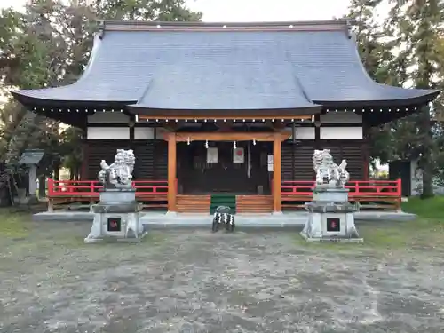 甲斐奈神社の本殿・本堂