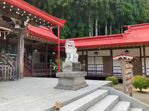 金蛇水神社の狛犬