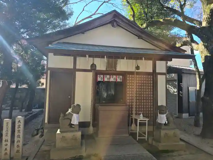 岡太神社の{uncategorized: "未分類", other: "その他", undefined: "問題あり", building: "その他建物", grave: "お墓", sacred_gate: "鳥居", guardian: "狛犬", statue: "像", buddha: "仏像", history: "歴史", nature: "自然", garden: "庭園", animal: "動物", pagoda: "塔", temizu: "手水舎", mountain_gate: "山門・神門", sanctuary: "本殿・本堂", subordinate: "末社・摂社", art: "芸術", scenery: "景色", jizo: "地蔵", ema: "絵馬", goshuin: "御朱印", omikuji: "おみくじ", items: "授与品その他", amulet: "お守り", goshuincho: "御朱印帳", eats: "食事", festival: "お祭り", votive_dance: "神楽", shichigosan: "七五三参", wedding: "結婚式", experience: "体験その他", initially: "初詣", around: "周辺", anti_infection: "感染症対策"}