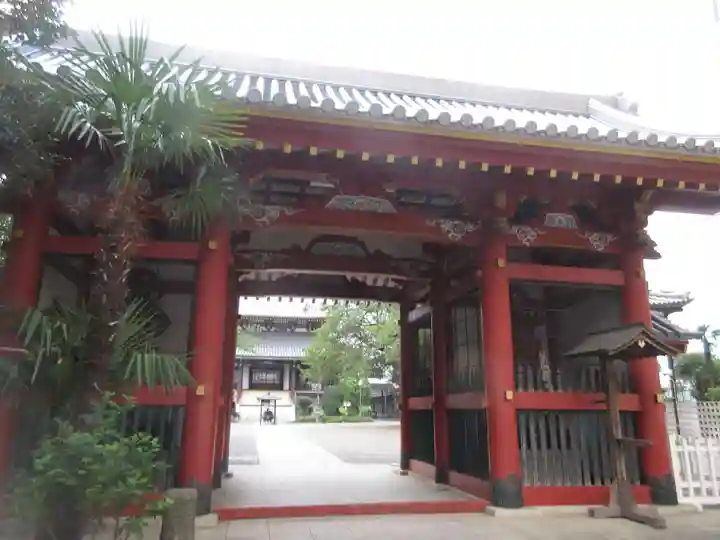 浄土宗南命山善光寺の山門・神門