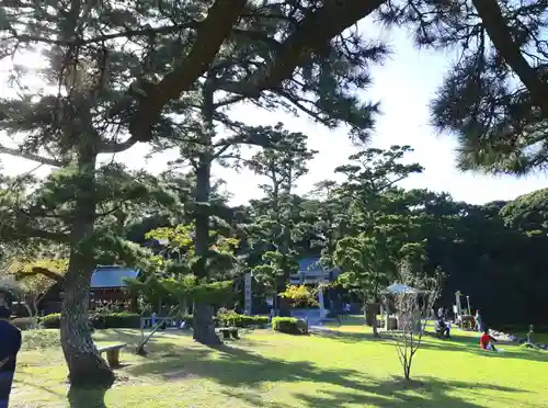 桜ヶ池池宮神社の庭園