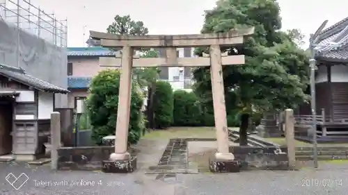 広済寺の鳥居