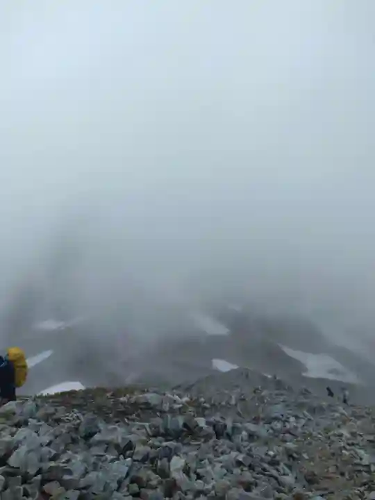 雄山神社峰本社の景色