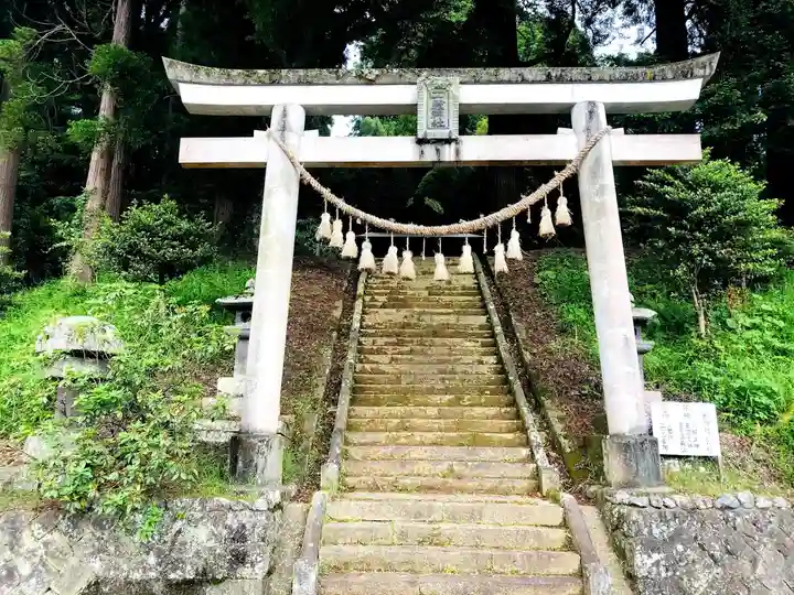 二嶽神社の鳥居