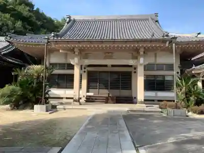 安楽寺の本殿・本堂