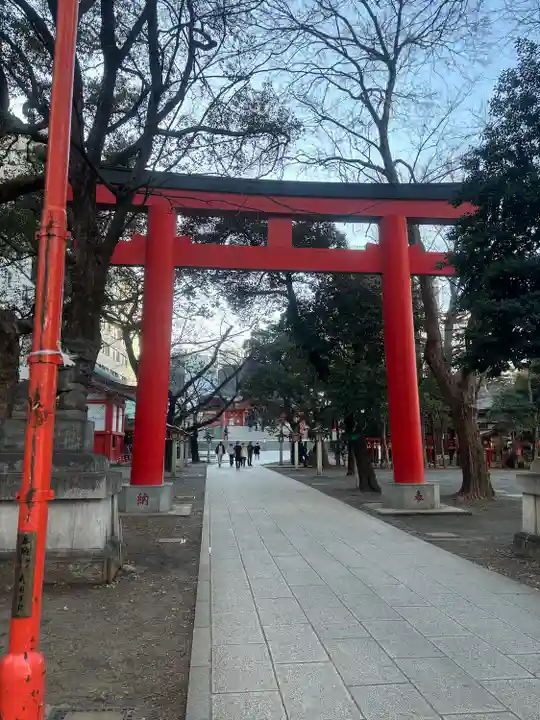 花園神社の鳥居