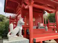 中川五社稲荷の{uncategorized: "未分類", other: "その他", undefined: "問題あり", building: "その他建物", grave: "お墓", sacred_gate: "鳥居", guardian: "狛犬", statue: "像", buddha: "仏像", history: "歴史", nature: "自然", garden: "庭園", animal: "動物", pagoda: "塔", temizu: "手水舎", mountain_gate: "山門・神門", sanctuary: "本殿・本堂", subordinate: "末社・摂社", art: "芸術", scenery: "景色", jizo: "地蔵", ema: "絵馬", goshuin: "御朱印", omikuji: "おみくじ", items: "授与品その他", amulet: "お守り", goshuincho: "御朱印帳", eats: "食事", festival: "お祭り", votive_dance: "神楽", shichigosan: "七五三参", wedding: "結婚式", experience: "体験その他", initially: "初詣", around: "周辺", anti_infection: "感染症対策"}