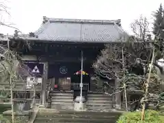 宝戒寺の本殿