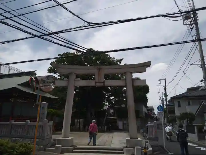 白山神社の鳥居