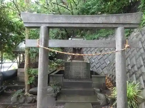 白旗神社の鳥居