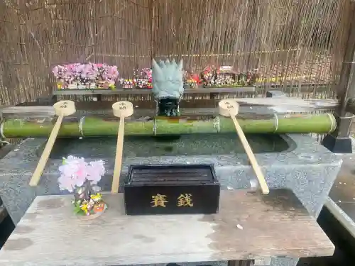 鎌数伊勢大神宮の{uncategorized: "未分類", other: "その他", undefined: "問題あり", building: "その他建物", grave: "お墓", sacred_gate: "鳥居", guardian: "狛犬", statue: "像", buddha: "仏像", history: "歴史", nature: "自然", garden: "庭園", animal: "動物", pagoda: "塔", temizu: "手水舎", mountain_gate: "山門・神門", sanctuary: "本殿・本堂", subordinate: "末社・摂社", art: "芸術", scenery: "景色", jizo: "地蔵", ema: "絵馬", goshuin: "御朱印", omikuji: "おみくじ", items: "授与品その他", amulet: "お守り", goshuincho: "御朱印帳", eats: "食事", festival: "お祭り", votive_dance: "神楽", shichigosan: "七五三参", wedding: "結婚式", experience: "体験その他", initially: "初詣", around: "周辺", anti_infection: "感染症対策"}