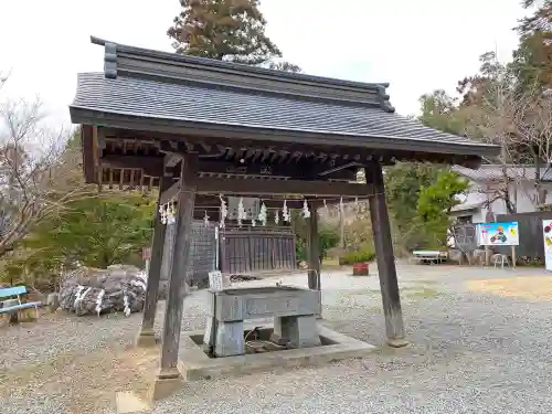 小鹿神社の手水舎