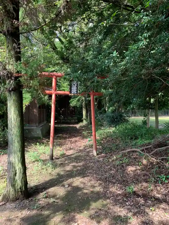礒部神社の末社・摂社