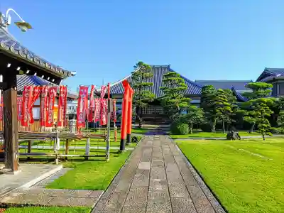 宝国寺の本殿・本堂