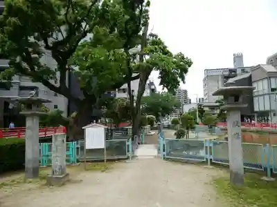 天津神社の庭園