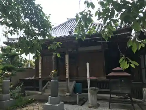 極楽寺の本殿・本堂