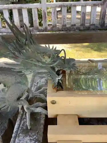 手力雄神社の手水舎