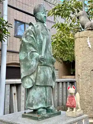 安倍晴明神社（阿倍王子神社境外末社）の像