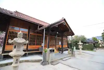 観音寺の本殿・本堂