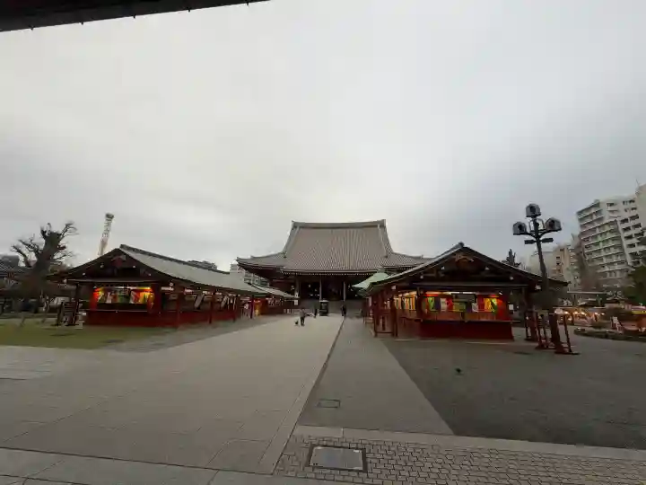 浅草寺の{uncategorized: "未分類", other: "その他", undefined: "問題あり", building: "その他建物", grave: "お墓", sacred_gate: "鳥居", guardian: "狛犬", statue: "像", buddha: "仏像", history: "歴史", nature: "自然", garden: "庭園", animal: "動物", pagoda: "塔", temizu: "手水舎", mountain_gate: "山門・神門", sanctuary: "本殿・本堂", subordinate: "末社・摂社", art: "芸術", scenery: "景色", jizo: "地蔵", ema: "絵馬", goshuin: "御朱印", omikuji: "おみくじ", items: "授与品その他", amulet: "お守り", goshuincho: "御朱印帳", eats: "食事", festival: "お祭り", votive_dance: "神楽", shichigosan: "七五三参", wedding: "結婚式", experience: "体験その他", initially: "初詣", around: "周辺", anti_infection: "感染症対策"}