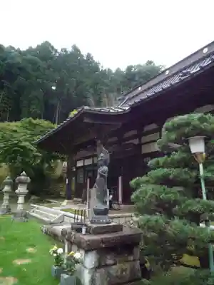 竜泉院の本殿・本堂