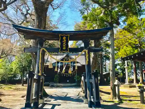 岩崎神社の鳥居