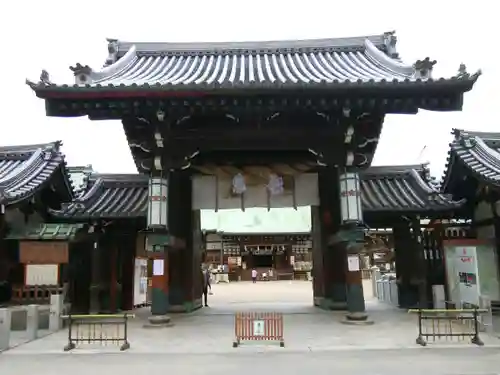 大阪天満宮の山門・神門