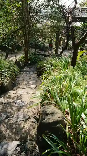 荏柄天神社の庭園