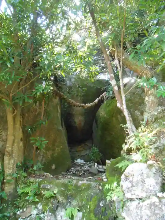 神倉神社(熊野速玉大社摂社)(和歌山県)