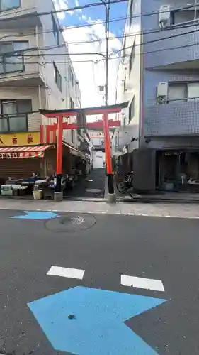 伏見稲荷神社(東京都)