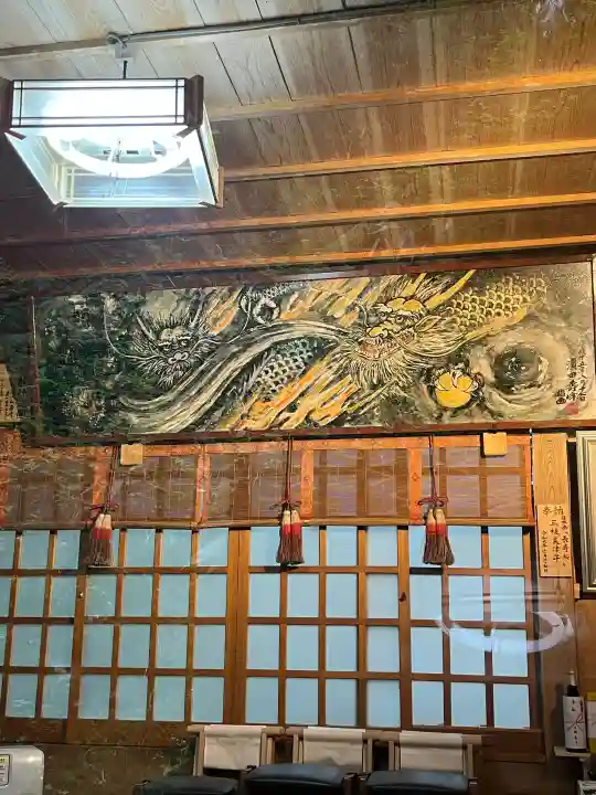 金持神社の{uncategorized: "未分類", other: "その他", undefined: "問題あり", building: "その他建物", grave: "お墓", sacred_gate: "鳥居", guardian: "狛犬", statue: "像", buddha: "仏像", history: "歴史", nature: "自然", garden: "庭園", animal: "動物", pagoda: "塔", temizu: "手水舎", mountain_gate: "山門・神門", sanctuary: "本殿・本堂", subordinate: "末社・摂社", art: "芸術", scenery: "景色", jizo: "地蔵", ema: "絵馬", goshuin: "御朱印", omikuji: "おみくじ", items: "授与品その他", amulet: "お守り", goshuincho: "御朱印帳", eats: "食事", festival: "お祭り", votive_dance: "神楽", shichigosan: "七五三参", wedding: "結婚式", experience: "体験その他", initially: "初詣", around: "周辺", anti_infection: "感染症対策"}